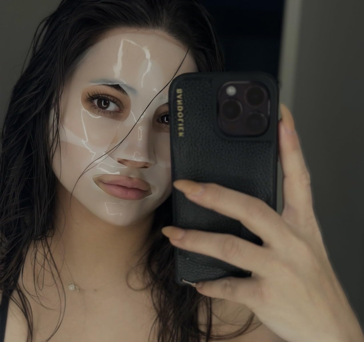 Bio-collagen mask reduces wrinkles by 75% after a single application